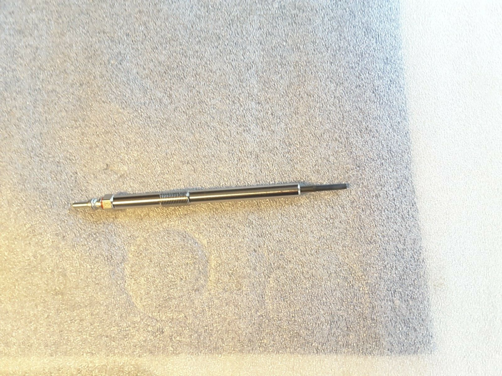 Glow plug original GM, for NISSAN, OPEL, RENAULT, 95522519 NEW.