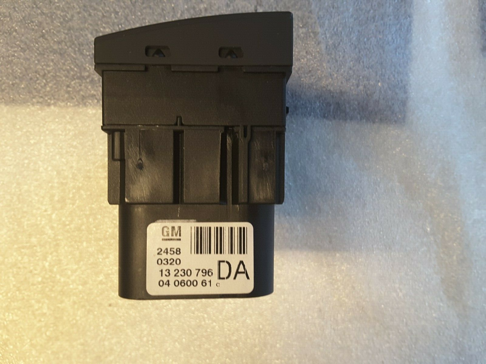 Light switch 13230796 Original Opel Vectra 1.9 Cdti DPF NEW.