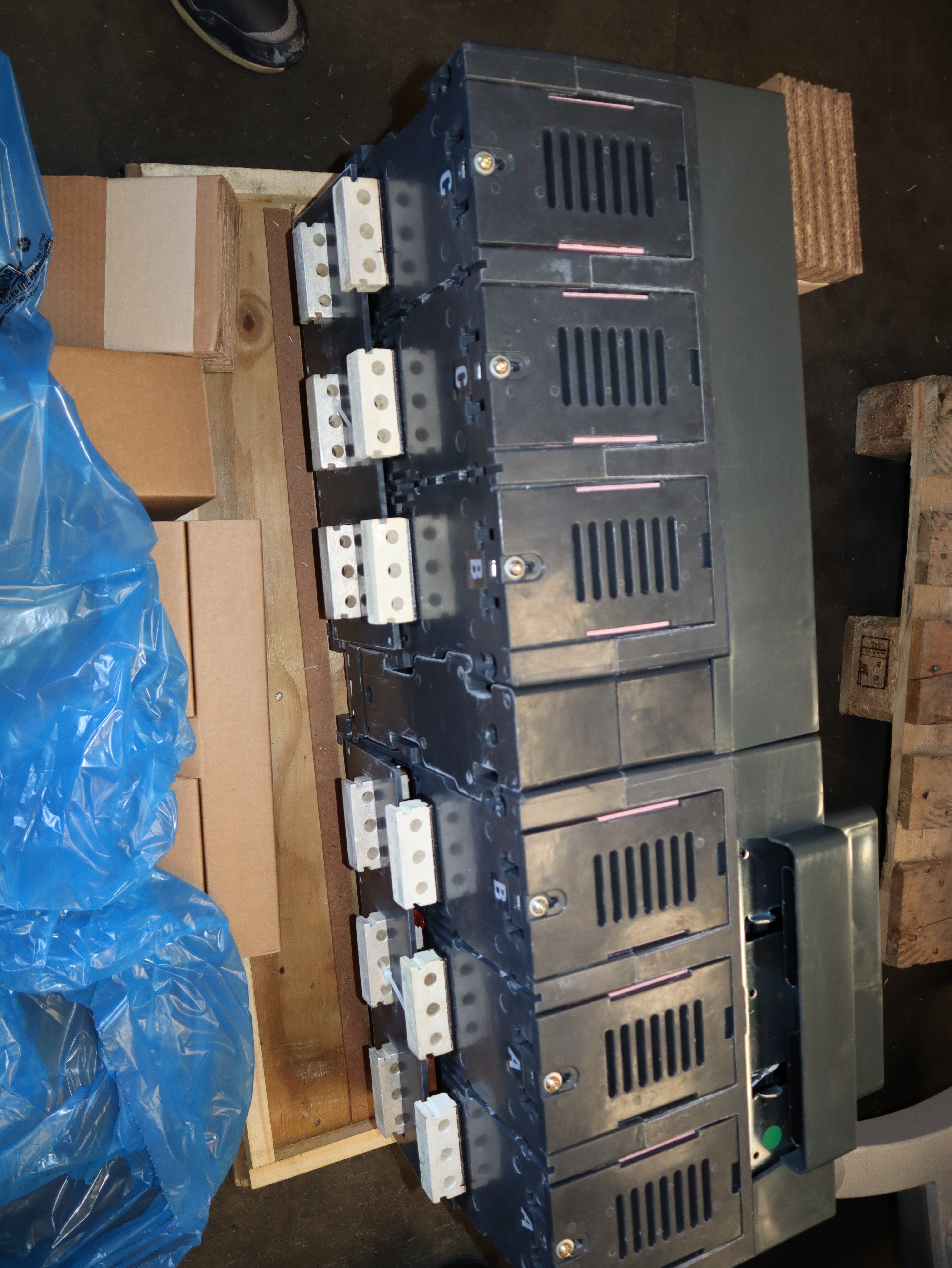Eaton Leistungsschalter MWPC6N3HN Circuit breaker 6000A MWPC6N, FAZE02785 NEW